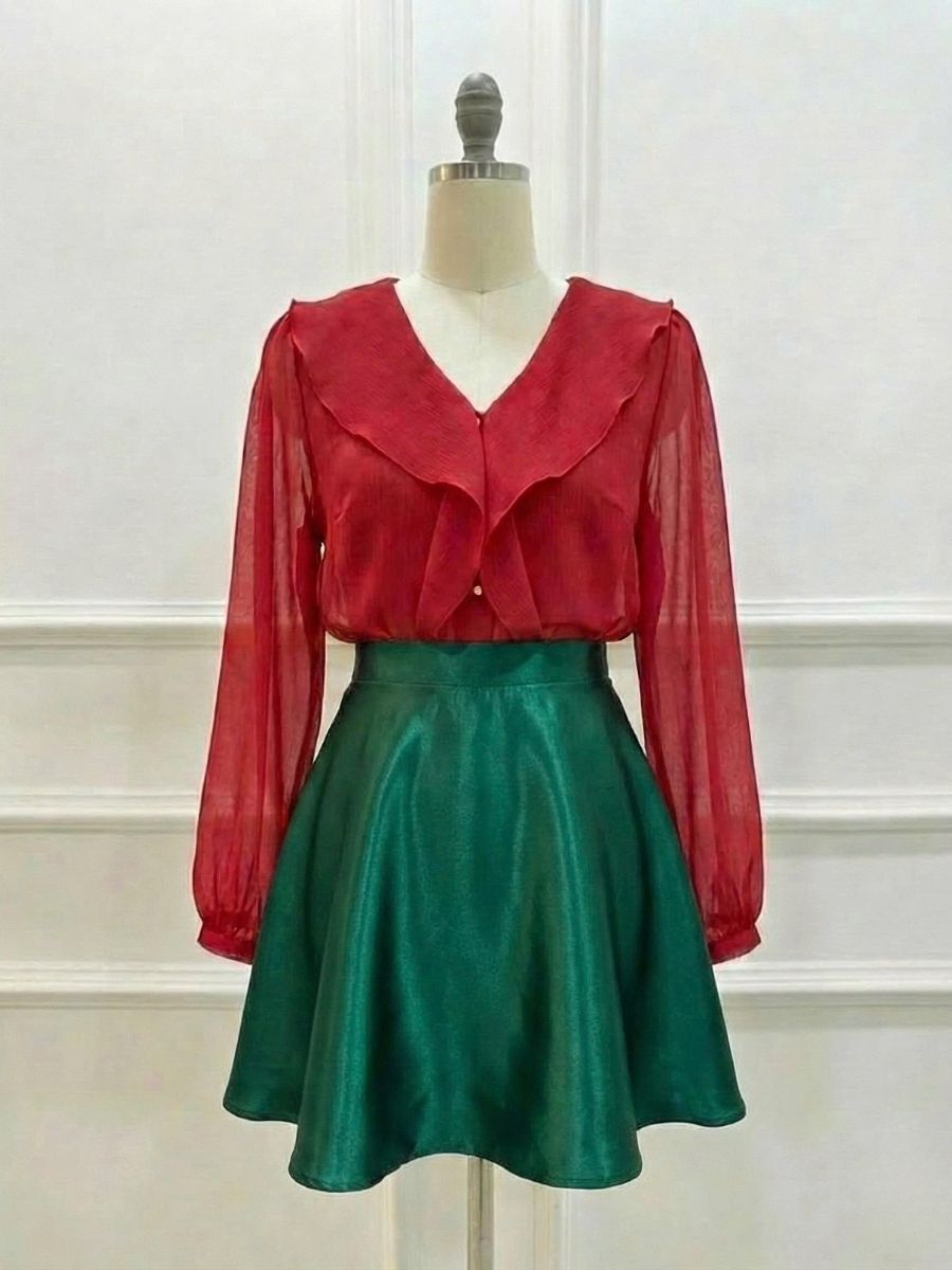 Set Bộ Áo Voan Đỏ Bèo Nhún Cổ Điển & Chân Váy Satin Xanh Lục Bảo Sang Trọng 1 Set Bộ Áo Voan Đỏ Bèo Nhún Cổ Điển & Chân Váy Satin Xanh Lục Bảo Sang Trọng